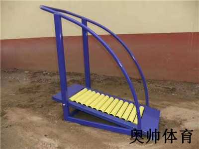農(nóng)村廣場(chǎng)健身路徑器材安裝完成_健身器材源頭廠家